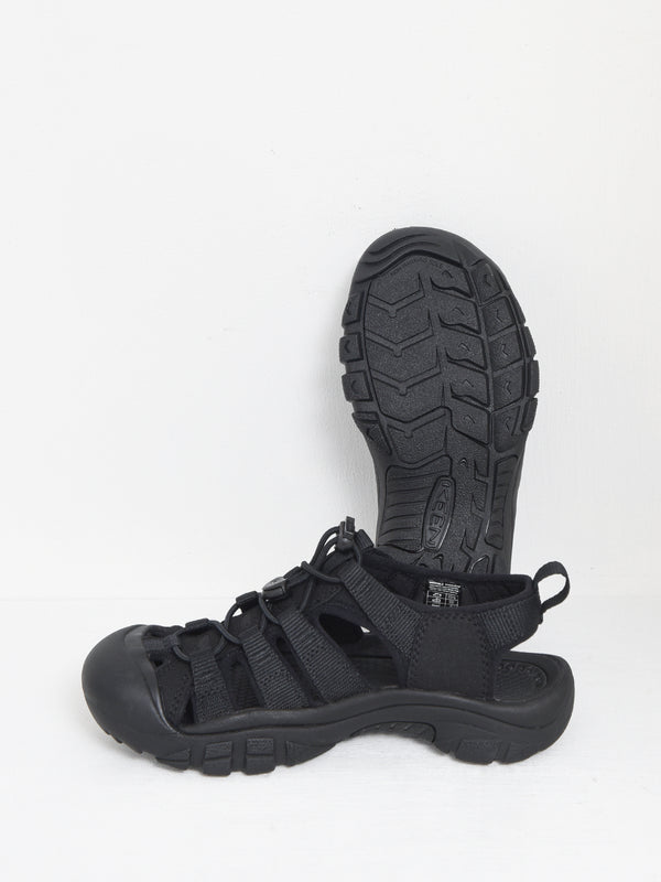 NEWPORT H2 _TRIPLE BLACK_79